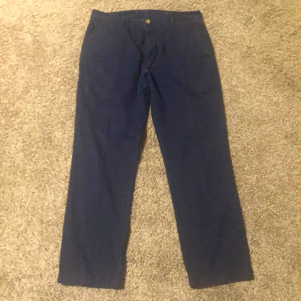 Men’s Vineyard Vines blue khakis